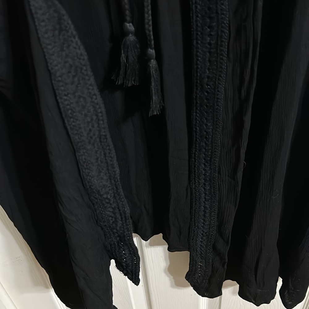NWOT Women’s Avenue 18/20 black swimsuit coverup or lounge around. - Picture 5 of 7